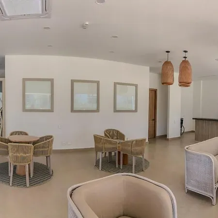 Lujo Y Comodidad En Baia Kristal, Apartamento